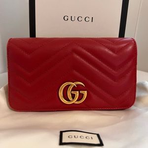 Gucci GG Marmont Leather Super Mini Red